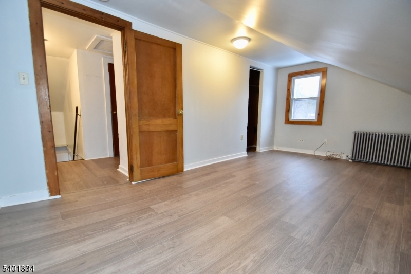 Oak Ridge / Milton - Residential Lease