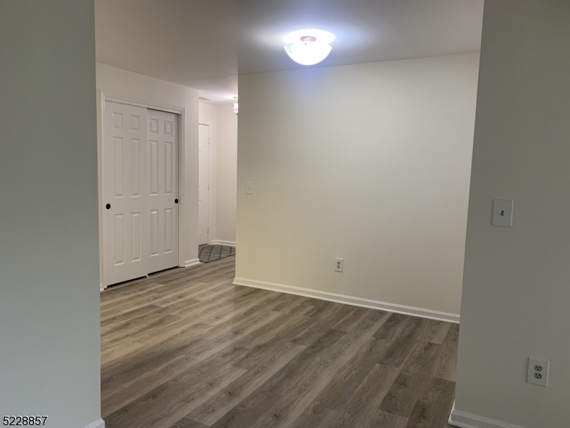 Spring Ridge - Residential