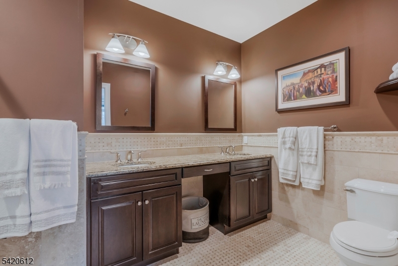 Lakeside Villas - Residential