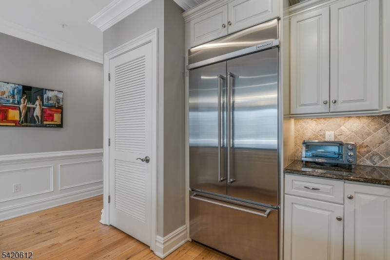 Lakeside Villas - Residential