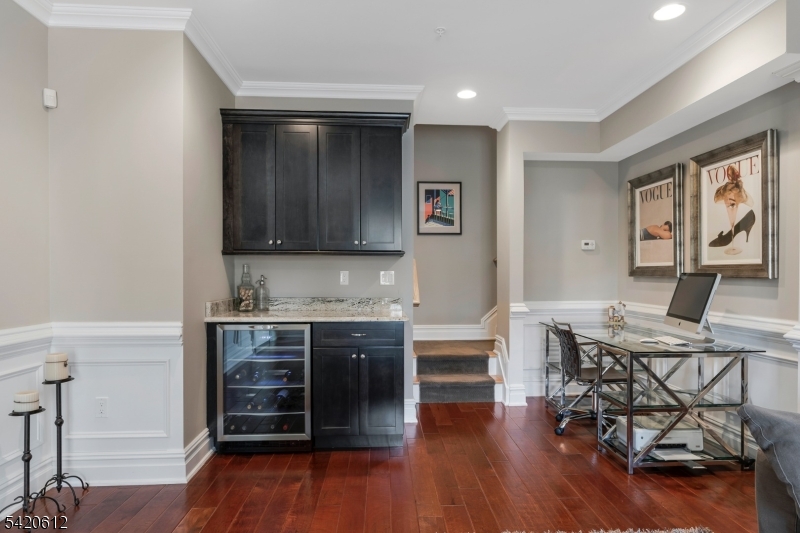 Lakeside Villas - Residential