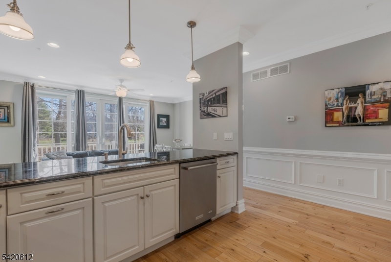 Lakeside Villas - Residential