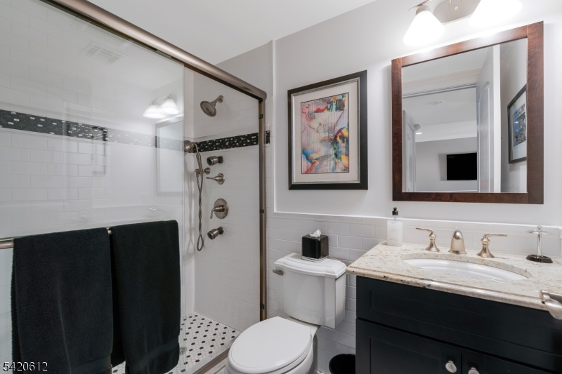 Lakeside Villas - Residential