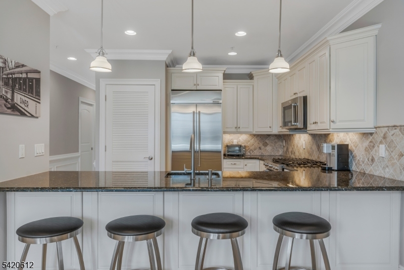 Lakeside Villas - Residential