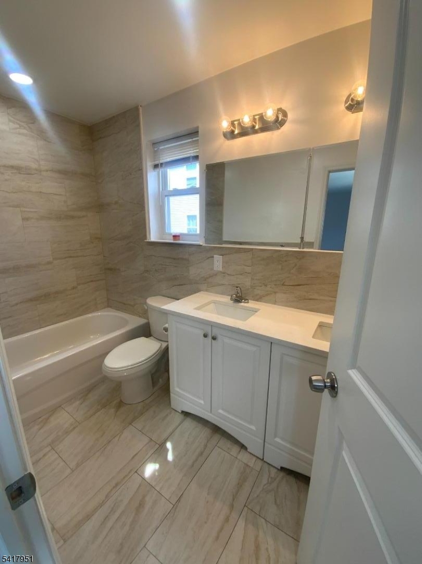 CENTRALWARD - Residential Income