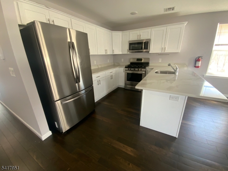 CENTRALWARD - Residential Income