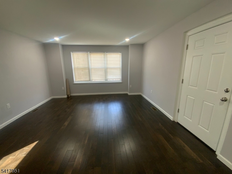 CENTRALWARD - Residential Income