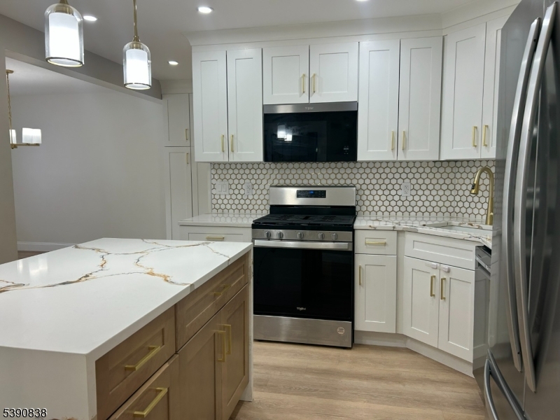 Hastings Square - Residential Lease