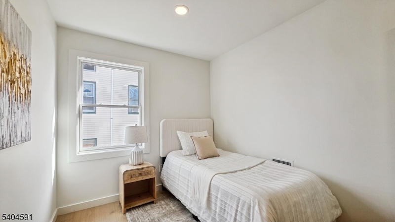 Javier Hill Townhouses - Residential