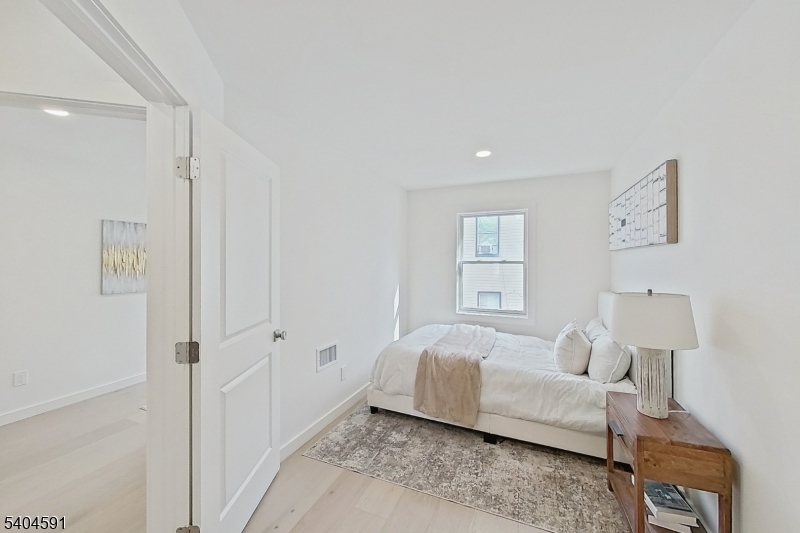 Javier Hill Townhouses - Residential