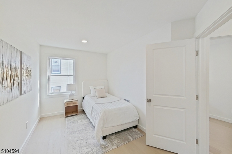 Javier Hill Townhouses - Residential