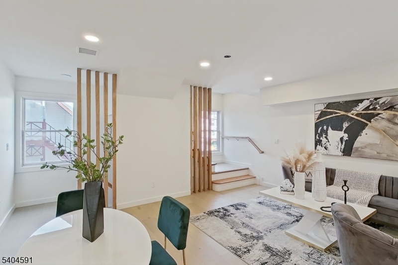 Javier Hill Townhouses - Residential