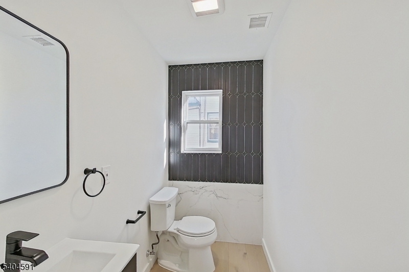 Javier Hill Townhouses - Residential