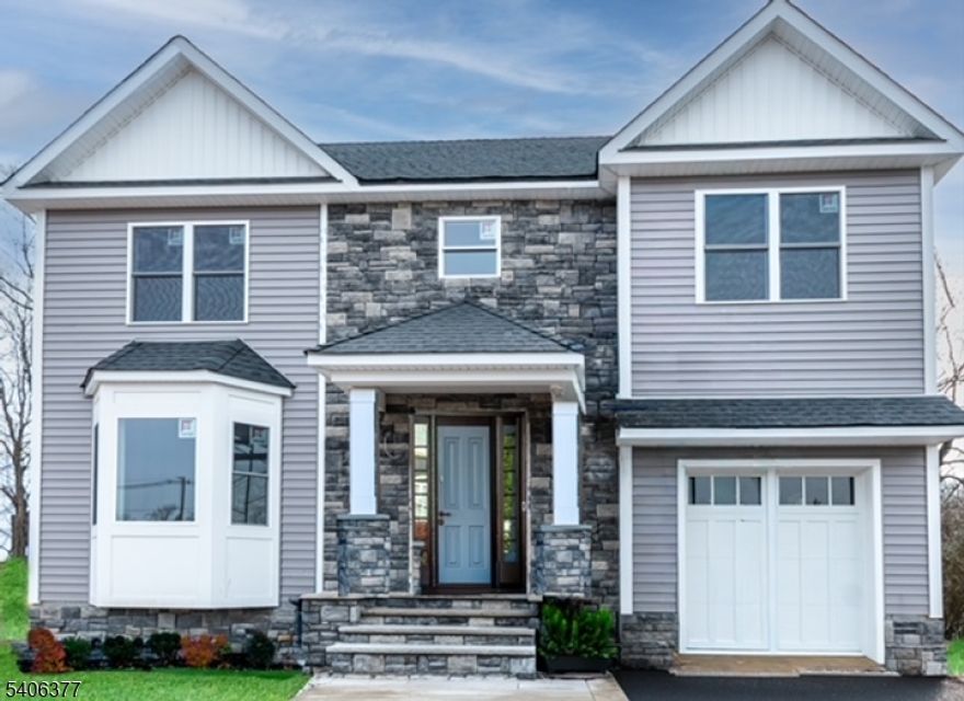 CUSTOM COLONIAL UNDER CONSTRUCTION OFFERS 3 BEDROOMS, 2-1/2 BATHS, MASTER BATHROOM WITH FULL BATH AND WALK-IN CLOSETS. DINING AREA, LIVING ROOM WITH GAS FIREPLACE. PLENTY OF CLOSET SPACE, FULL BASEMENT AND LARGE LOT. TURN AROUND IN DRIVEWAY.DISCLAIMER: THE PICTURES THAT APPEAR IN THIS LISTING WERE TAKEN BY THE BUILDER IN A HOUSE HE PREVIOUSLY BUILT WITH VERY SIMILAR PLANS.