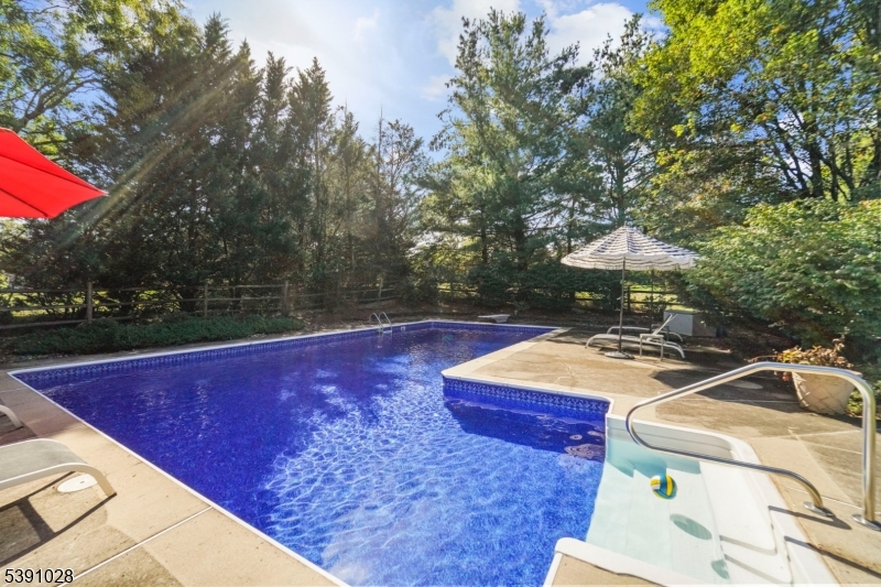 Grayson Drive - Residential