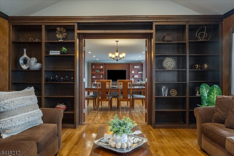 Riker Hill - Residential