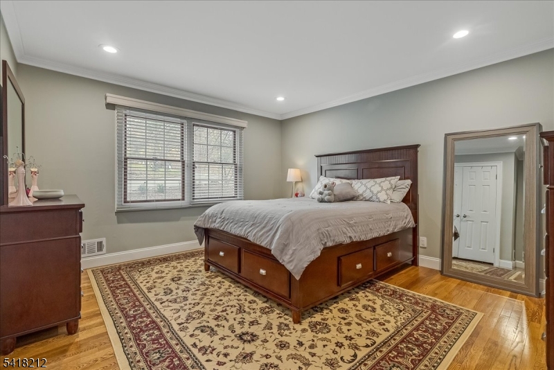 Riker Hill - Residential