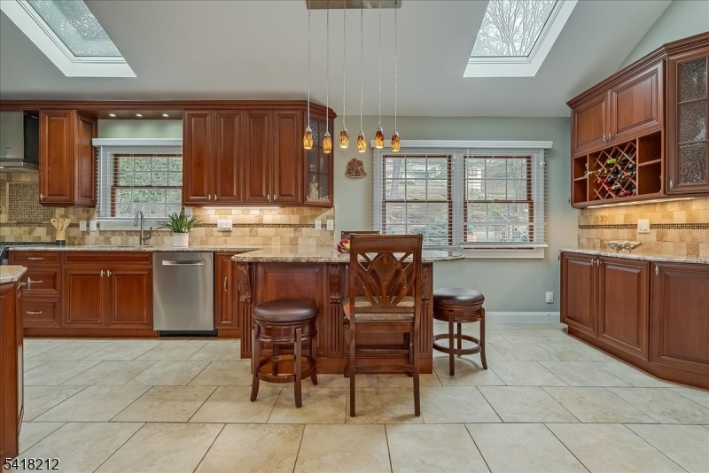 Riker Hill - Residential