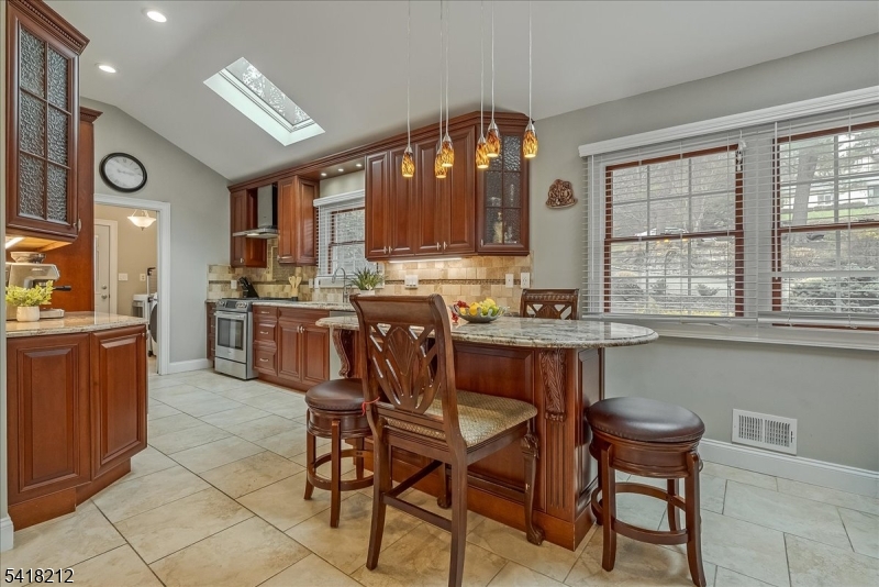 Riker Hill - Residential