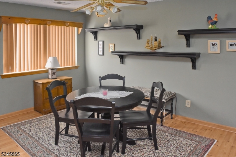 152 Drake Ln 152