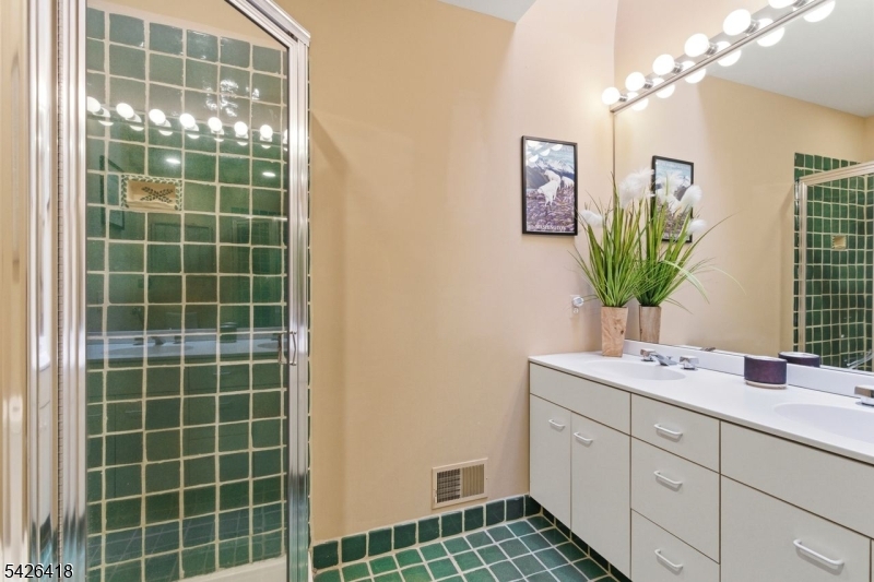 Washington Valley - Residential