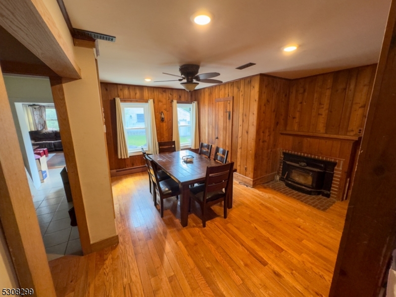Photo 6 of 12 of 295 Buckhorn Dr house