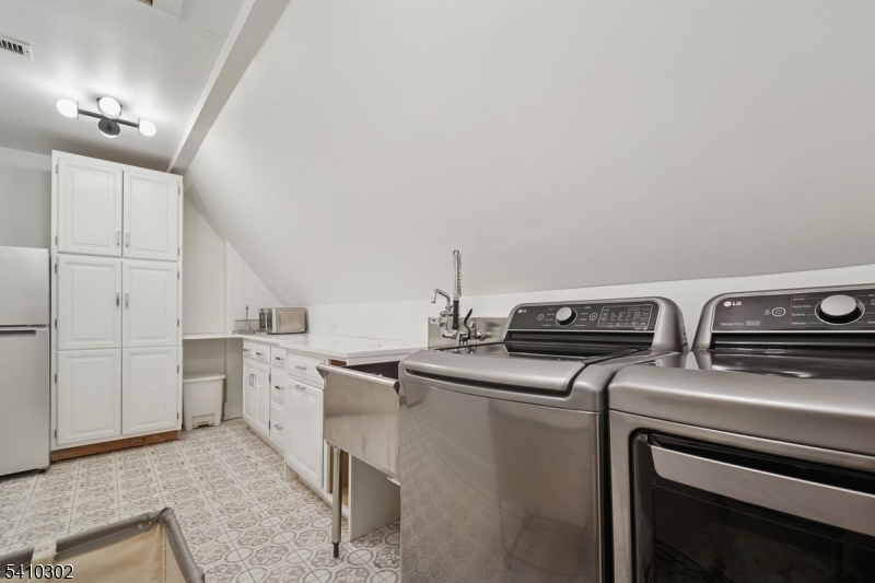 Stoneleigh Park - Residential