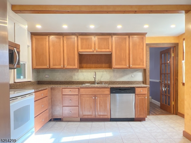 Upper Greenwood Lake - Residential