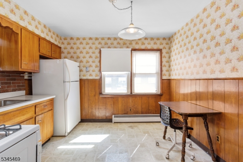 131 Warren St