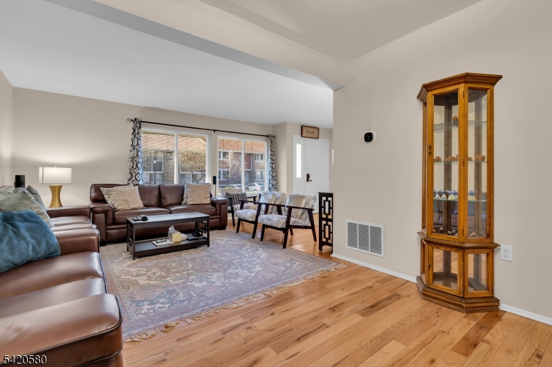 Huntington Park - Residential