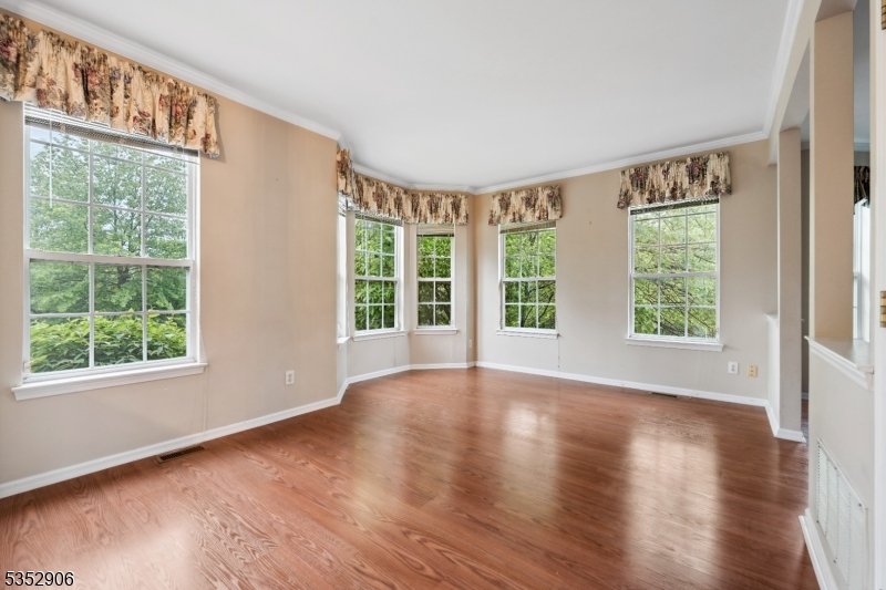 32 Stratton Ct