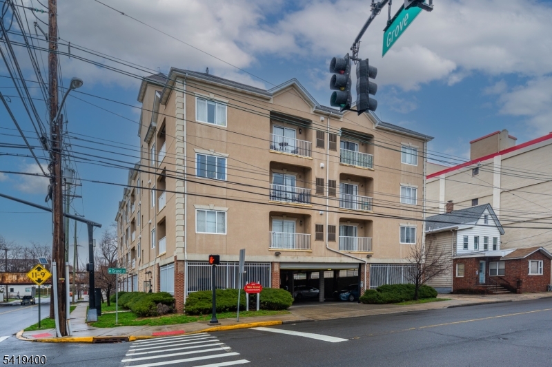 Elmora - Residential