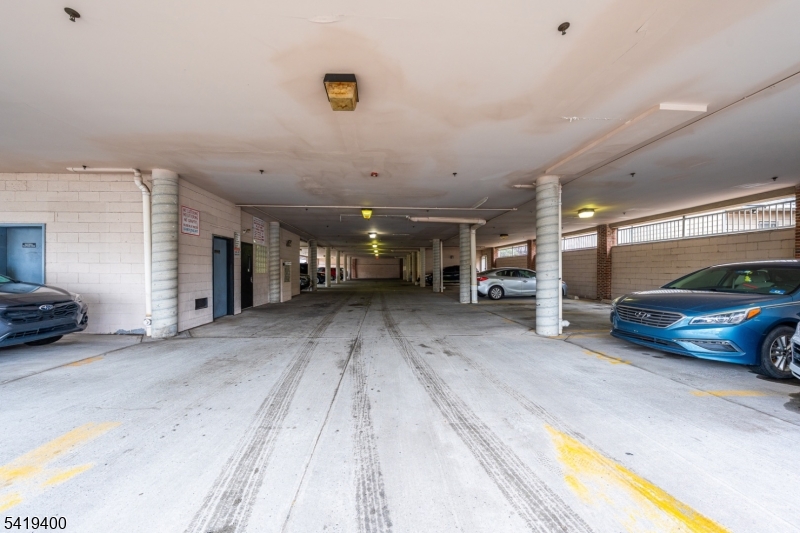 Elmora - Residential