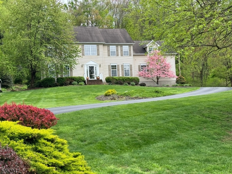 5 Hidden Valley Rd