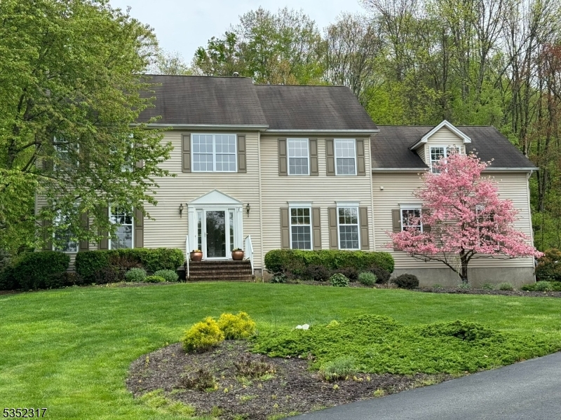 5 Hidden Valley Rd
