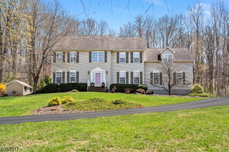 5 Hidden Valley Rd