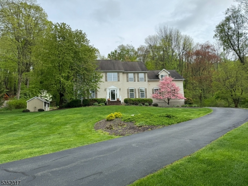 5 Hidden Valley Rd