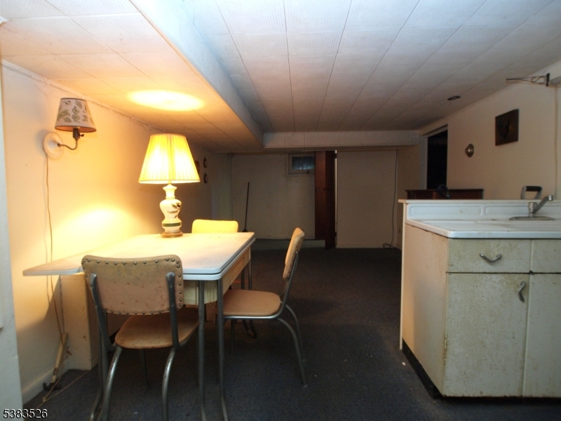 POMPTON PLAINS - Residential