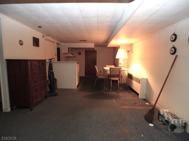 POMPTON PLAINS - Residential