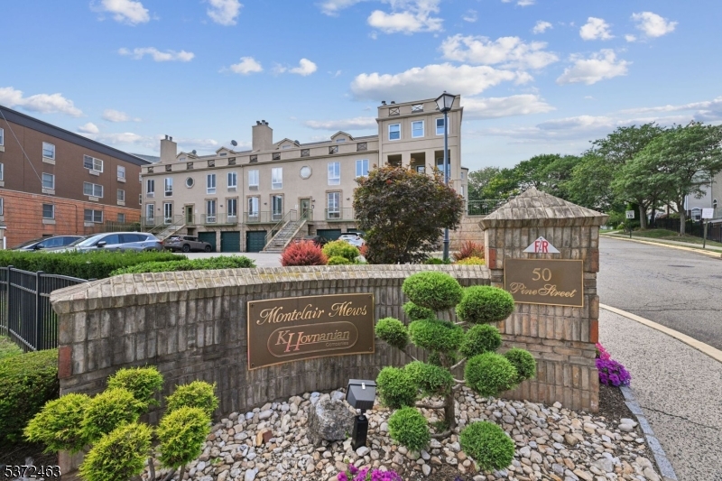 Montclair Mews - Residential