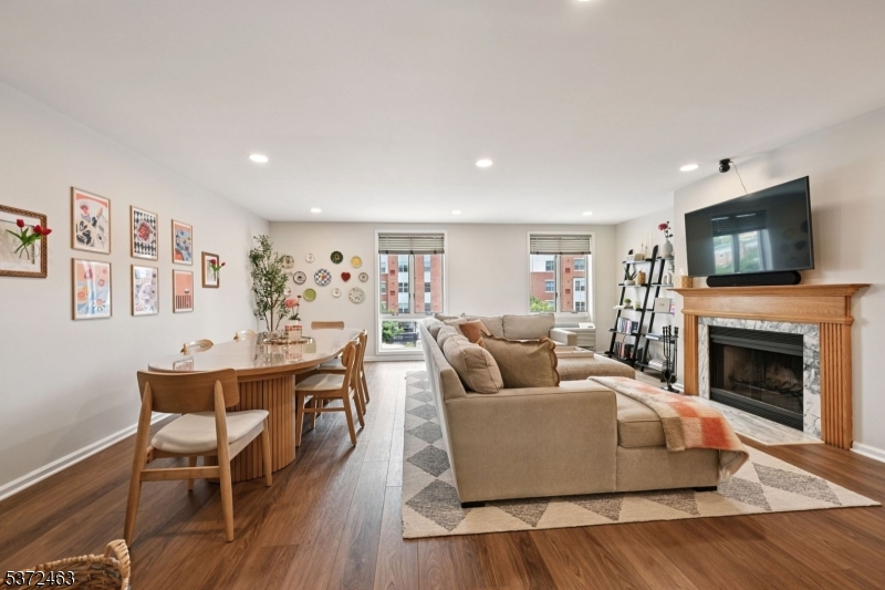 Montclair Mews - Residential