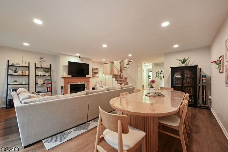 Montclair Mews - Residential