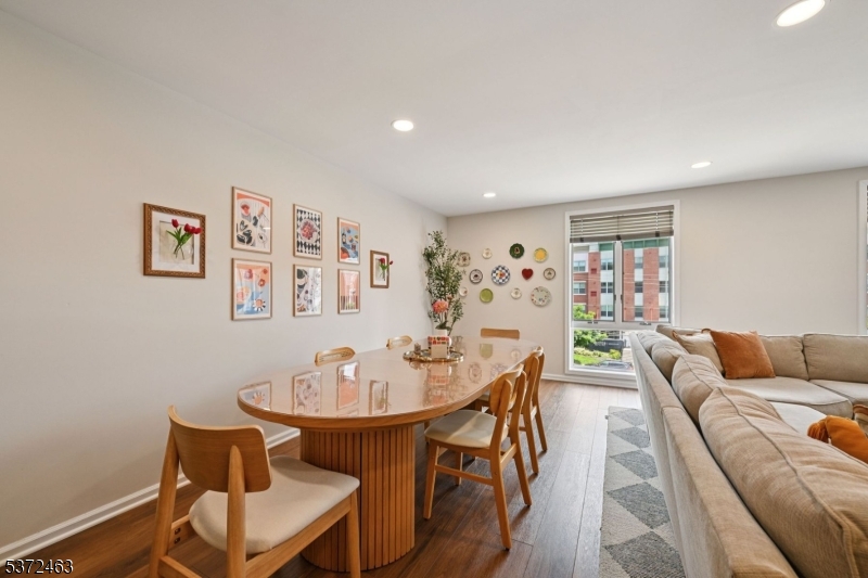 Montclair Mews - Residential