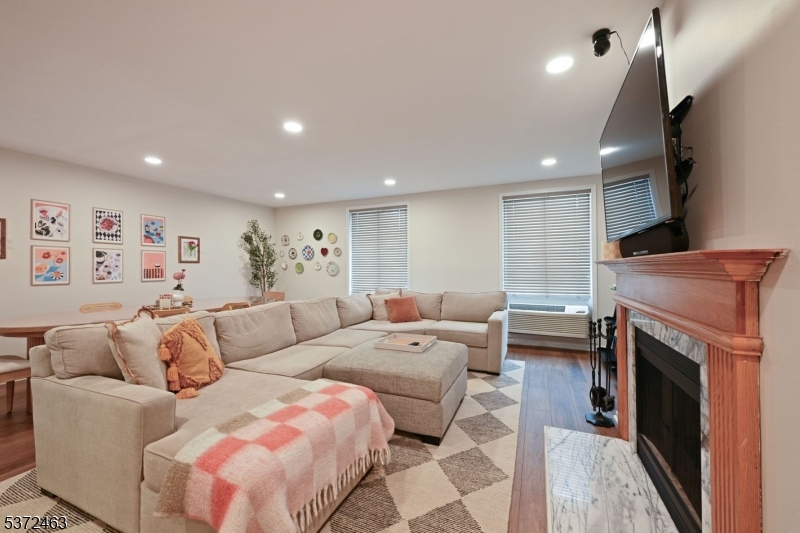 Montclair Mews - Residential