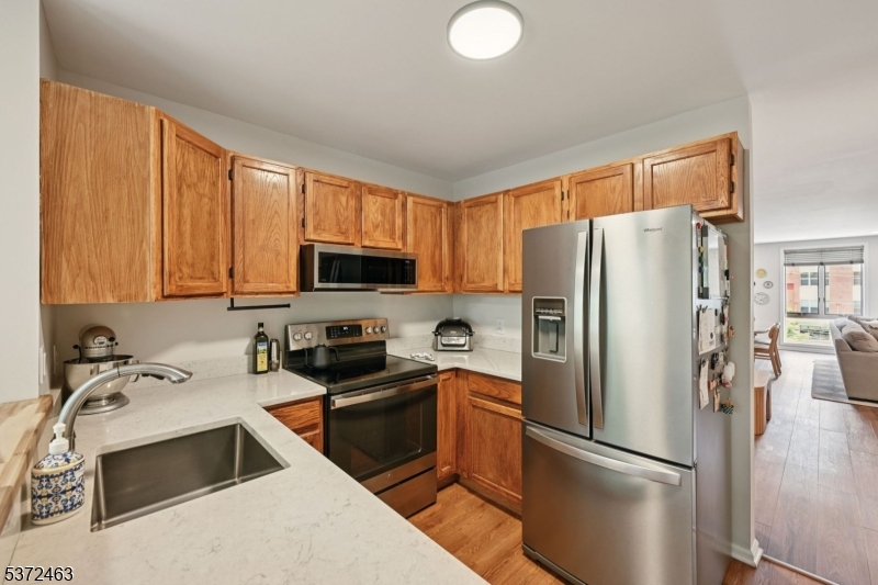 Montclair Mews - Residential