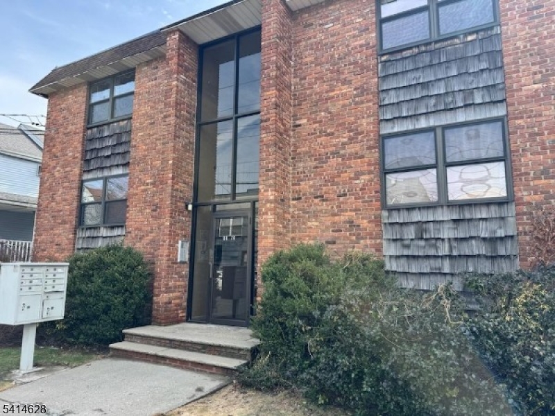 Caitrick Condominiums - Residential