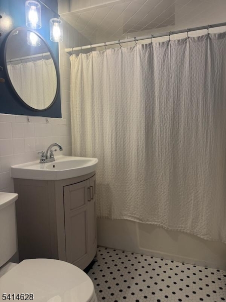 Caitrick Condominiums - Residential