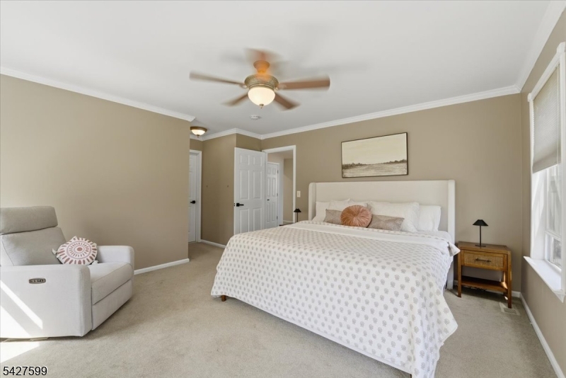 Castle Pointe - Residential
