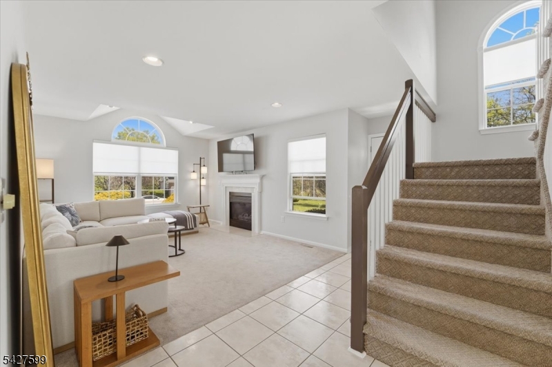 Castle Pointe - Residential