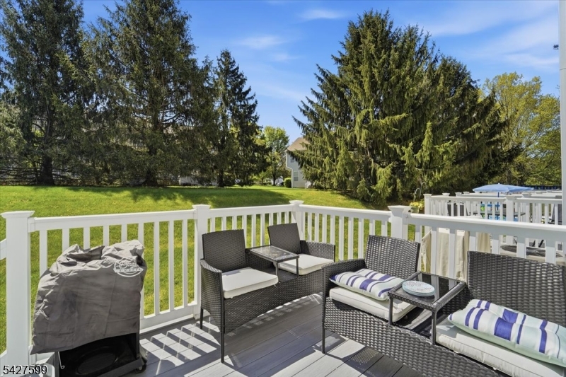 Castle Pointe - Residential